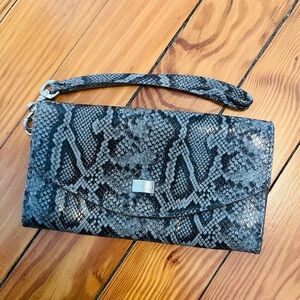 Elegant Snake Print Clutch